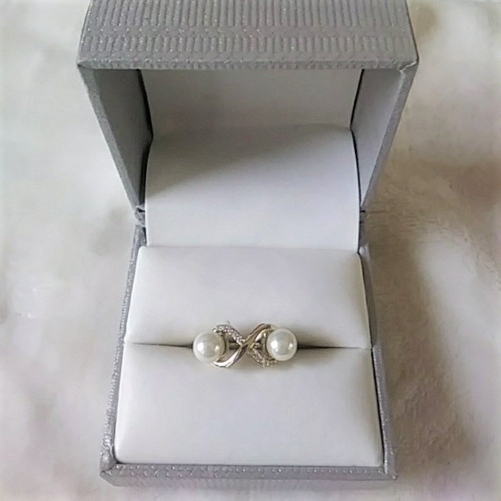 Gold Plated Silver Pearl Ring Sz 6 NWB